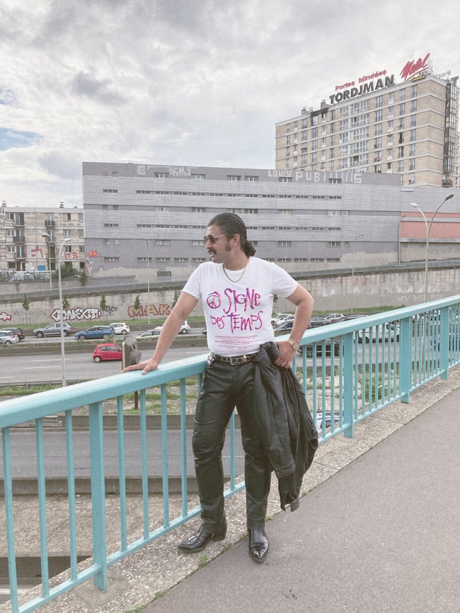 Ô Signe des Temps - (Version Française) LIMITED EDITION T-Shirt