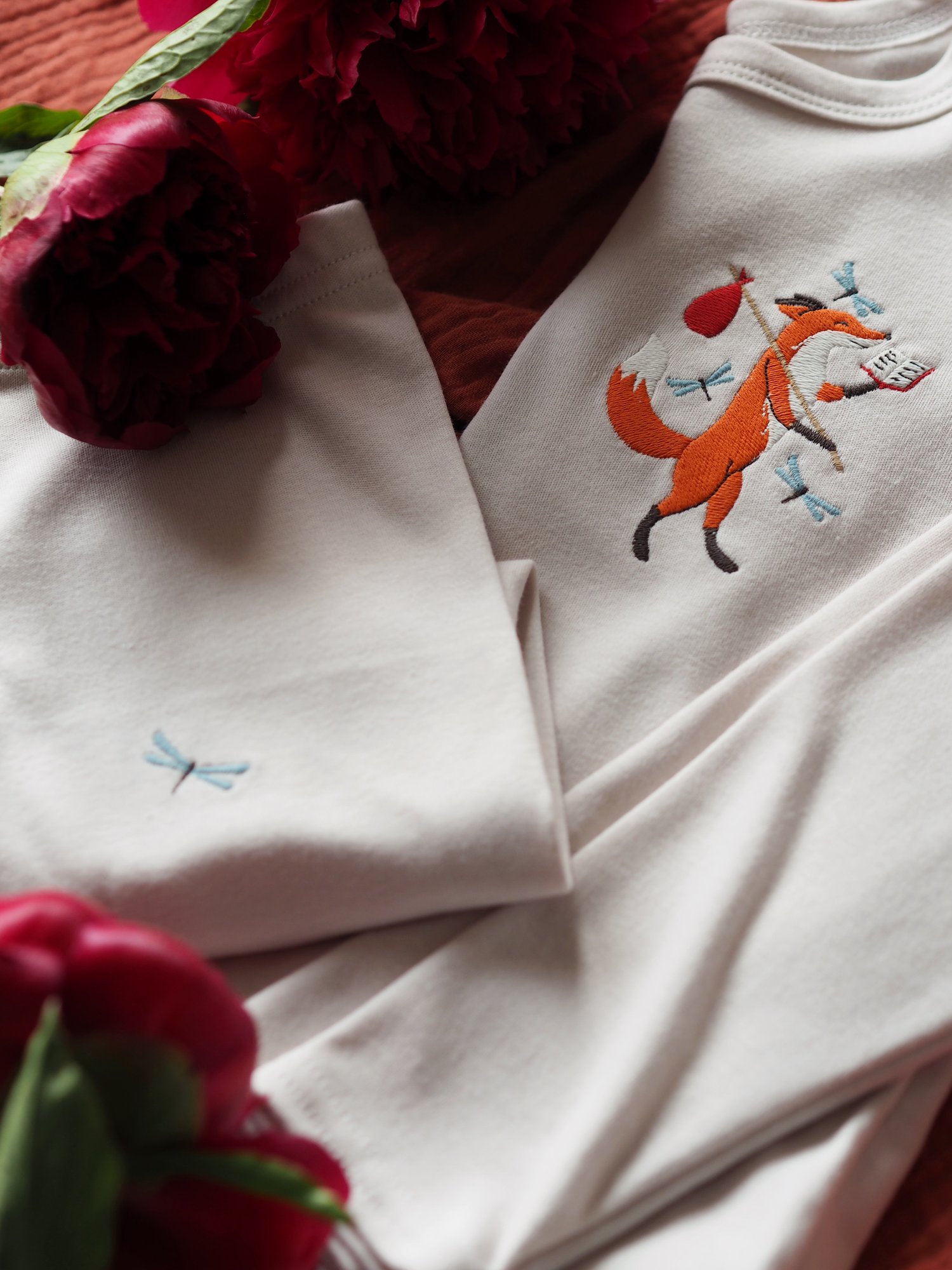 Image of Friendly Fox - Stone Lounge set