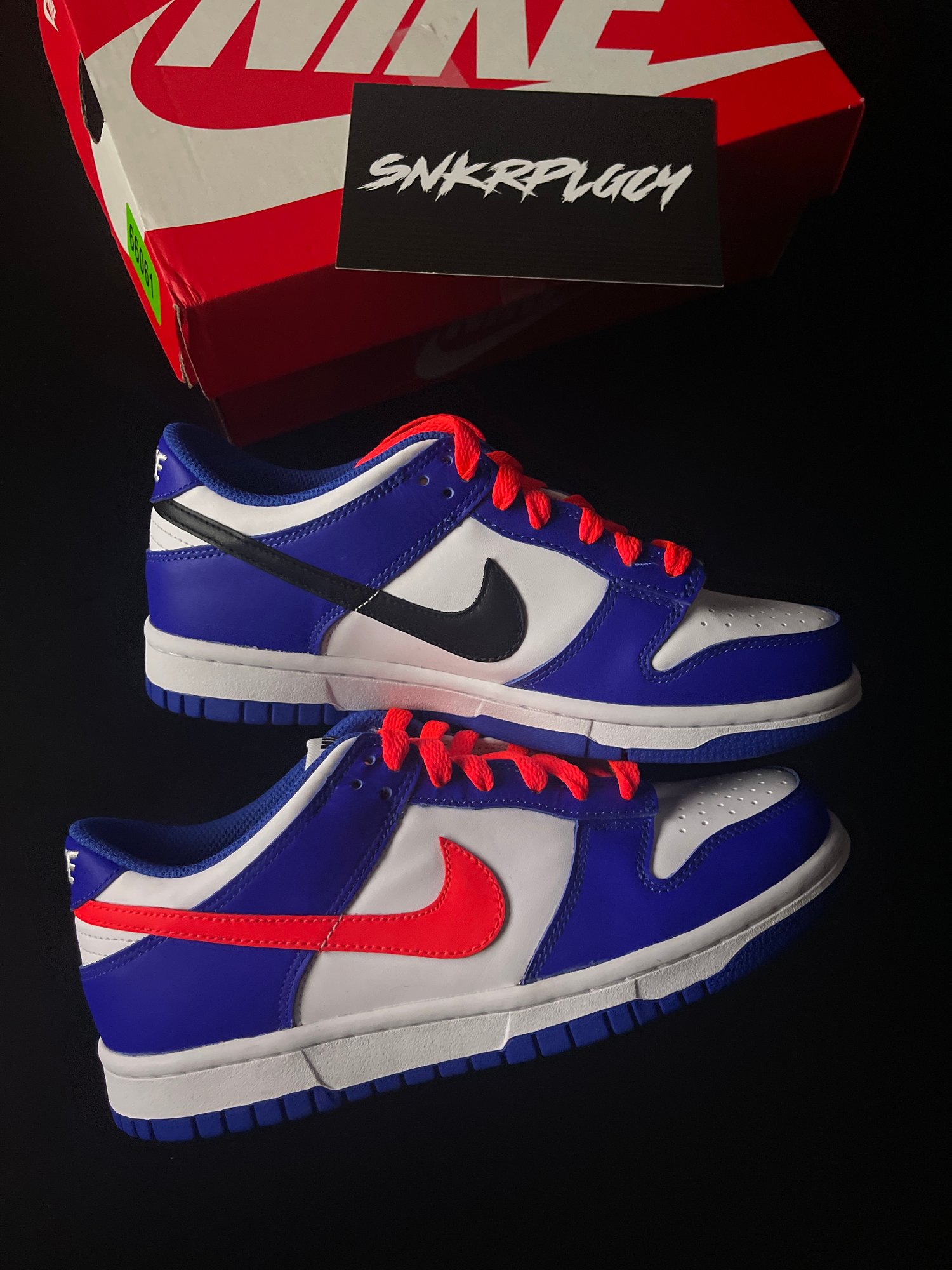 nike dunk low white royal red