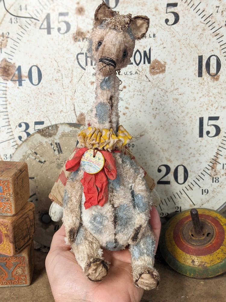Image of 10"  Schoenhut Old Toy Circus Giraffe with GRAY Spots by Whendi's Bears 