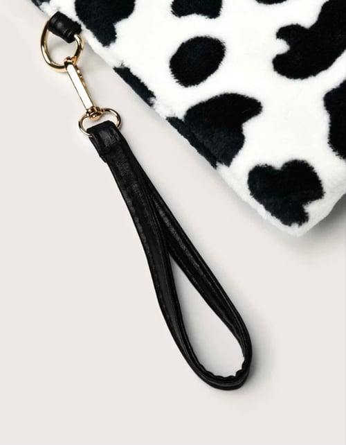 Image of Cow Pouch 