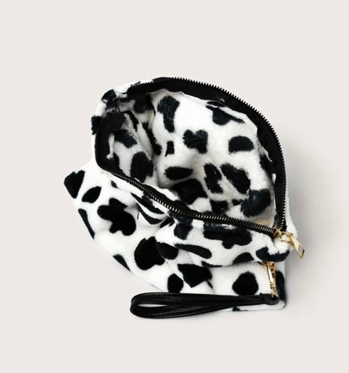Image of Cow Pouch 