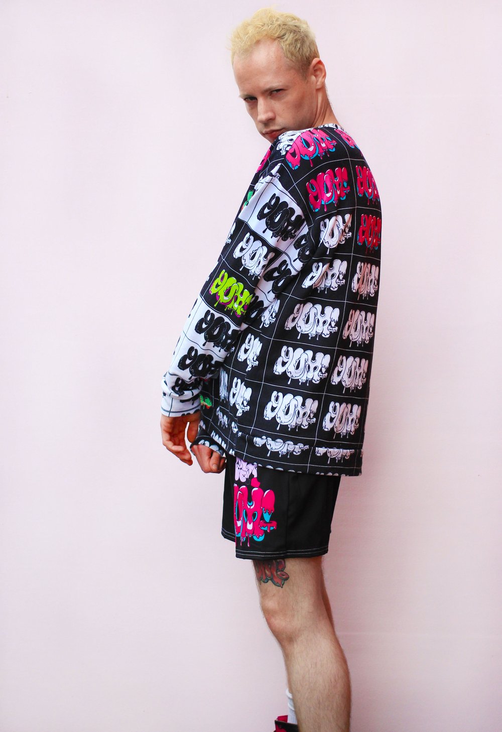 YUM! BLACK GRID JUMPER