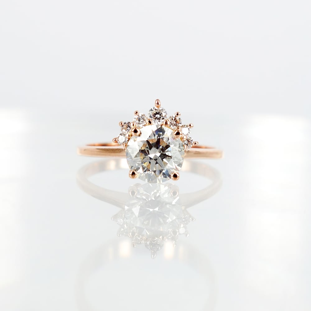 Image of 18ct rose gold half fan cluster, solitaire diamond ring. PJ5793