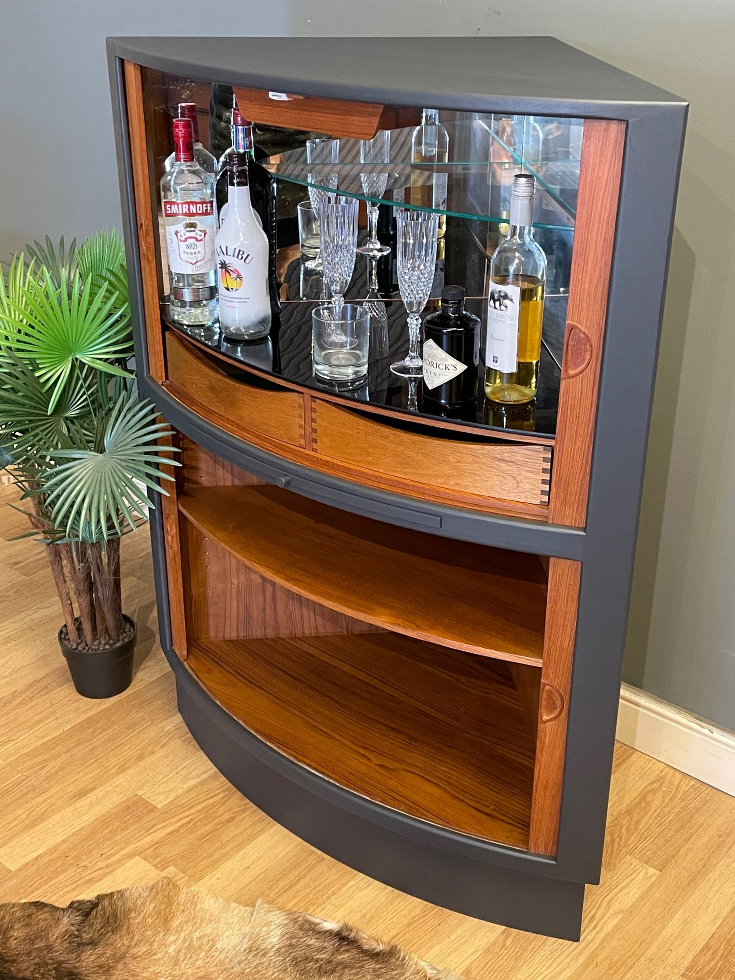 Image of PROFESSIONALLY PAINTED DANISH TEAK CORNER DRINKS CABINET 