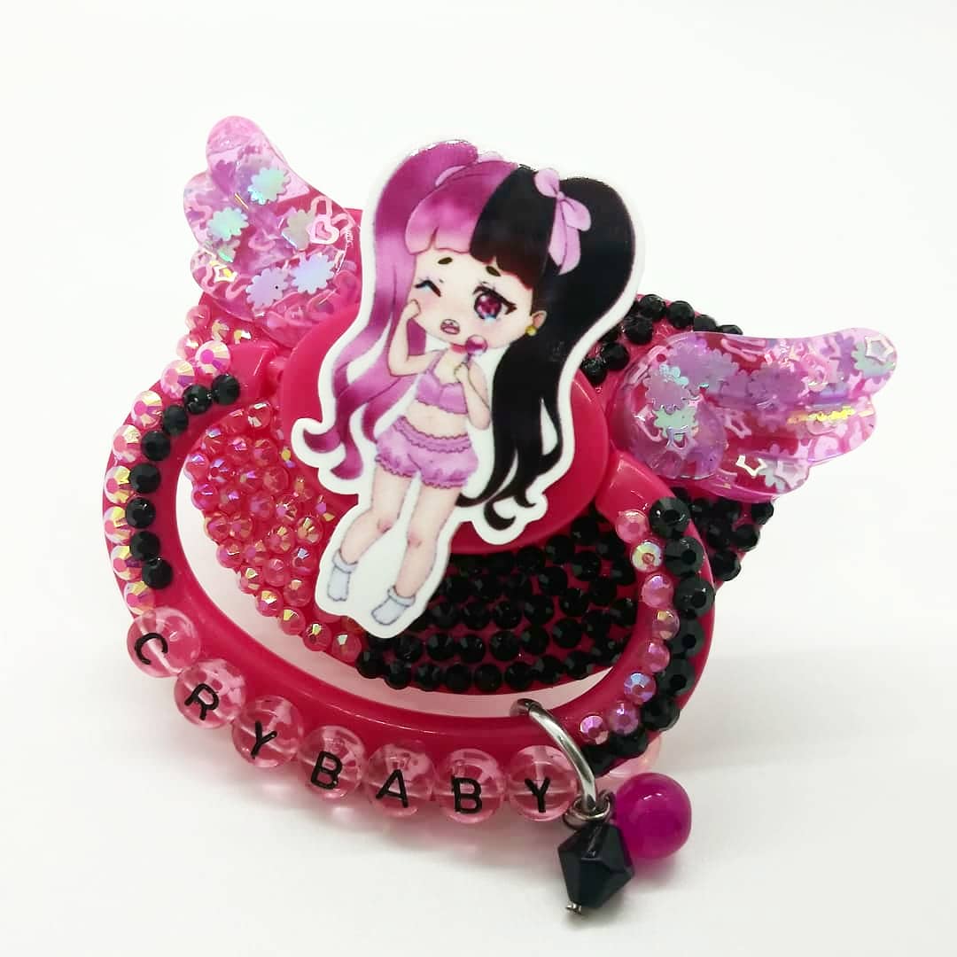 Image of CRYBABY Adult Deco Paci