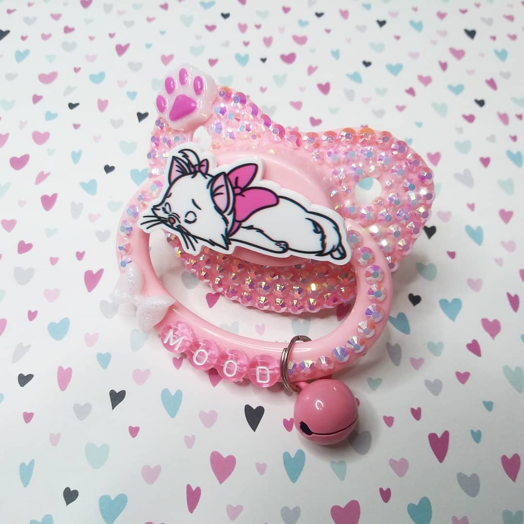 Image of Marie MOOD Adult Deco Paci