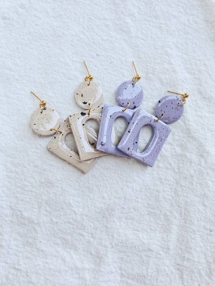 Image of Speckled Veda Earrings