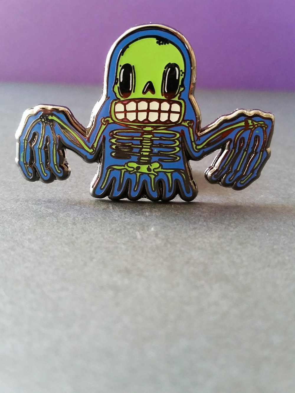 Image of Skully Ghost Glow in the Dark Enamel Pin