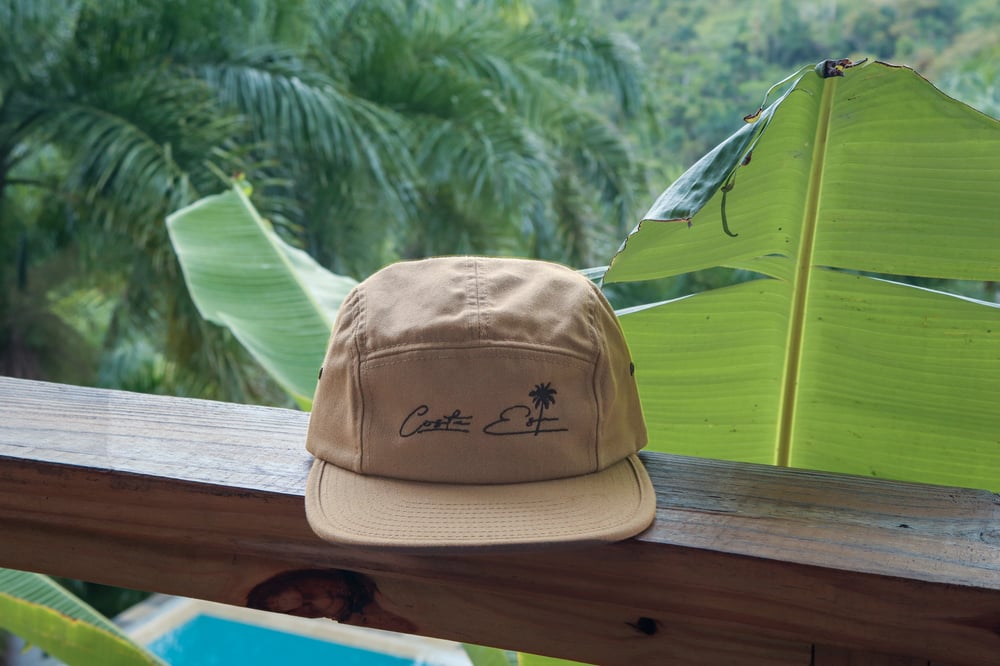 GORRA 5 PANEL "COSTA ESTE" KHAKI