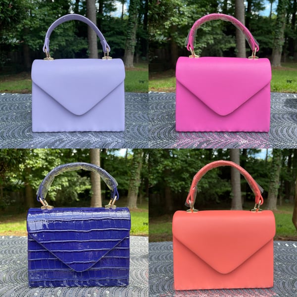 Image of “It’s That Seasonnn” Lengthy Lady Bags