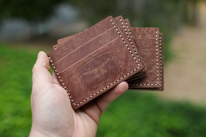 Pier-Men's handamade genuine leather wallet with saddle stitches