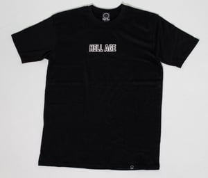 HELL AGE ESSENTIAL TEE