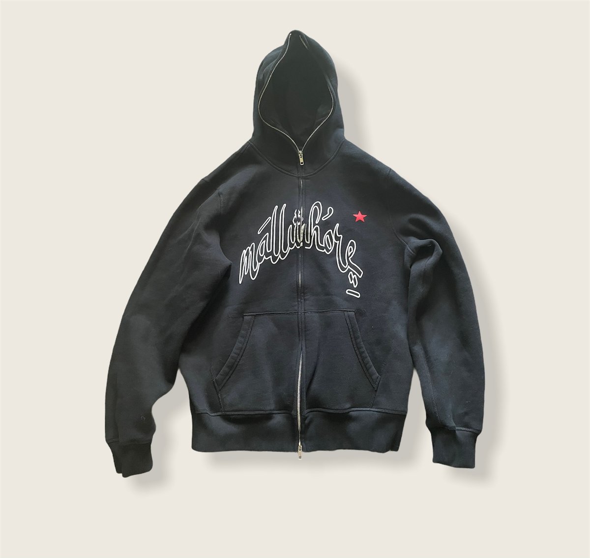 3A89E9D5-5190-4875-A8C1-