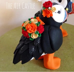 Image of Puffin Wedding Cake Topper