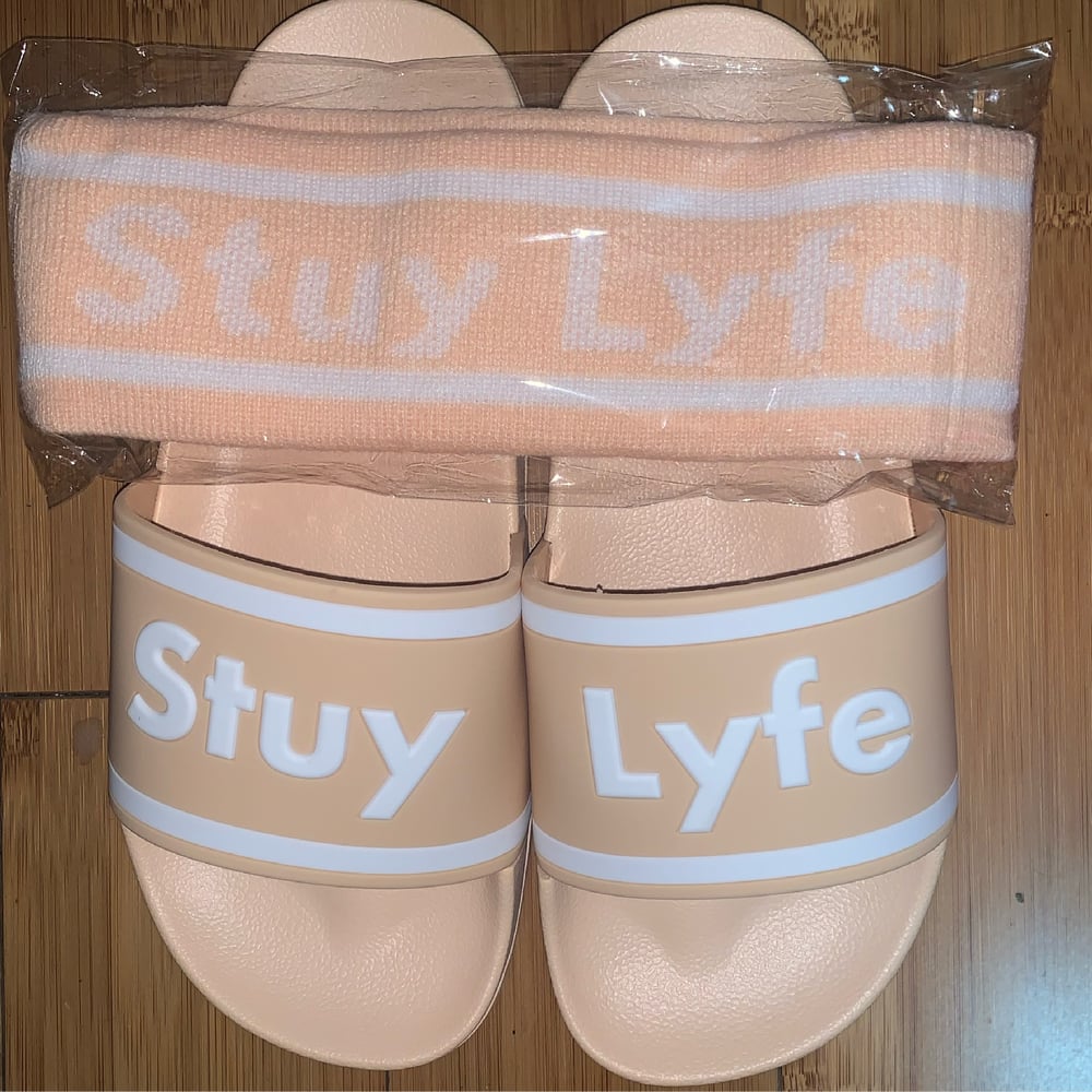 STUYLYFE  LIGHT PEACH SLIDES PREORDER 🍑🍑🍑🍑