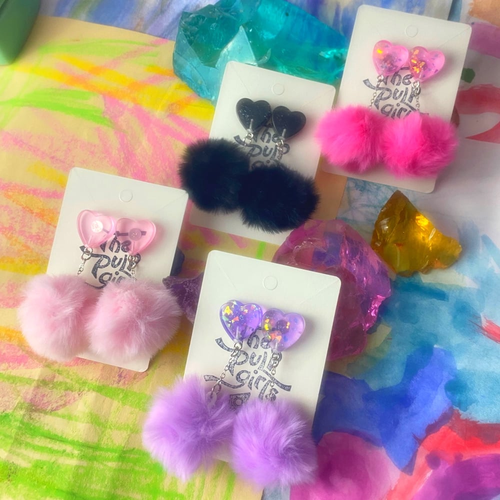 Image of GLAM BABE POM POM EARRINGS