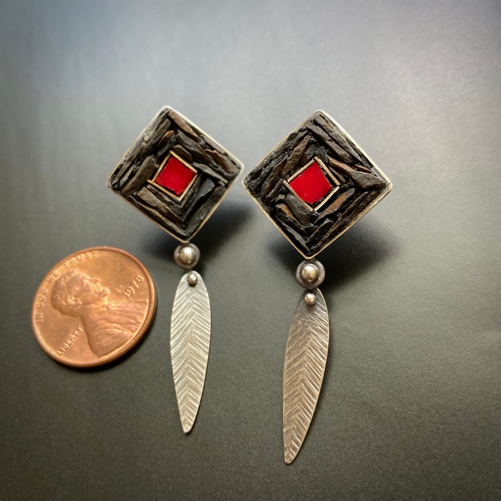 Image of Bright Spot Post Earrings