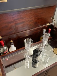 Image 3 of Stunning black drinks cabinet! 