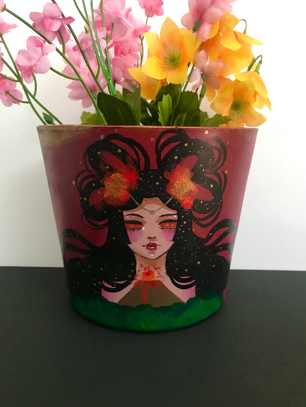 Fire goddess flower pot 