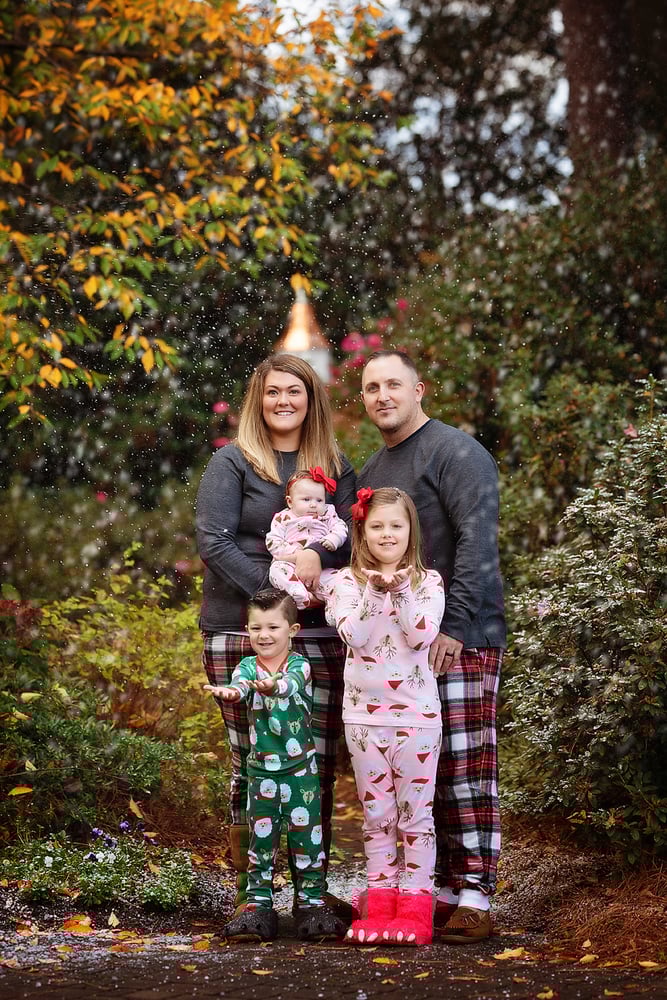 Image of November 22nd :  Winter Magic Snow and Lights Sessions ***$50 Due to Book Session***