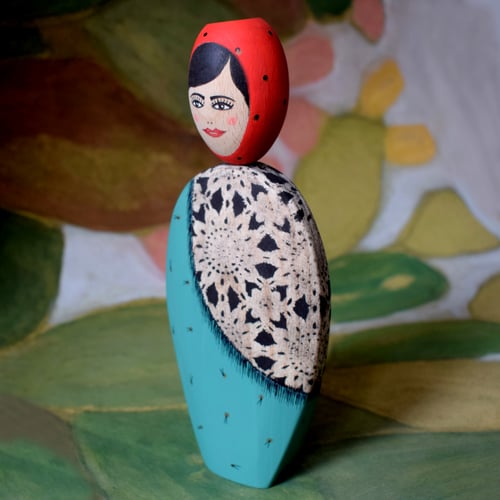 Image of FicuLei 08  wooden doll - lace