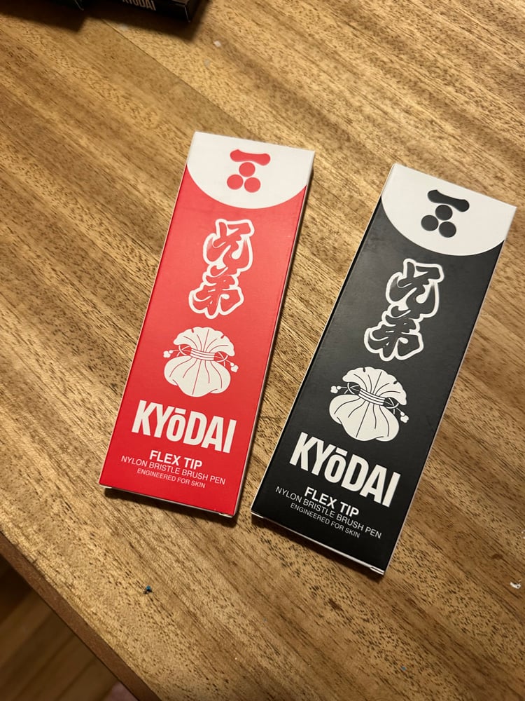 Image of Kyodai Flex tip pens