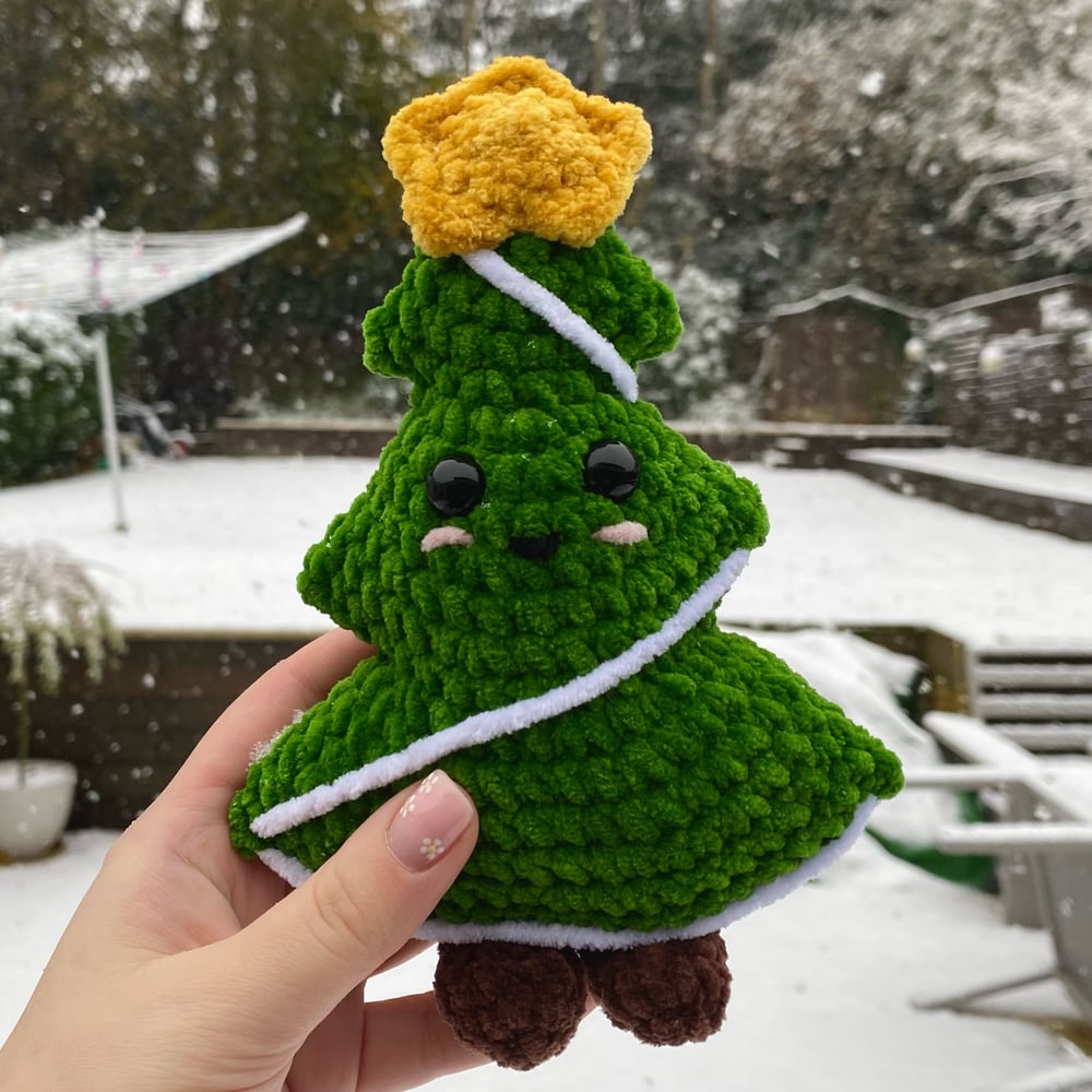 Image of Crochet Christmas Tree 