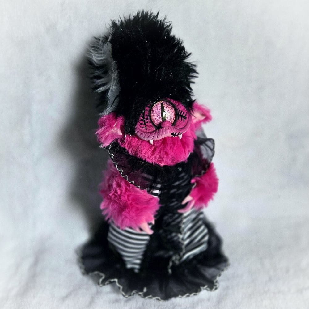 Image of Lulu