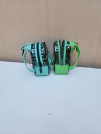 Image 6 of Leopard mini backpack keychain