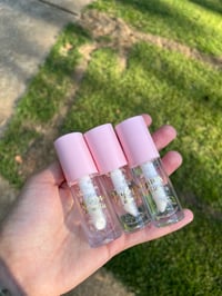 Image 2 of Coconut lips🥥🌴🤍