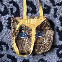 Image 6 of Leopard Swallows Large Bag