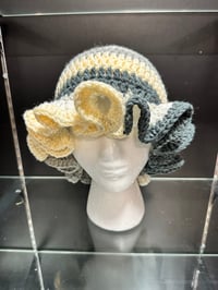 Image 1 of crochet bucket hat with wavy brim P