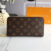Image 8 of Lou long wallets (click to browse)