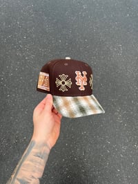 Image 1 of FLANNEL BRIM MULTI TONE NEW YORK METS CUSTOM FITTED CAP