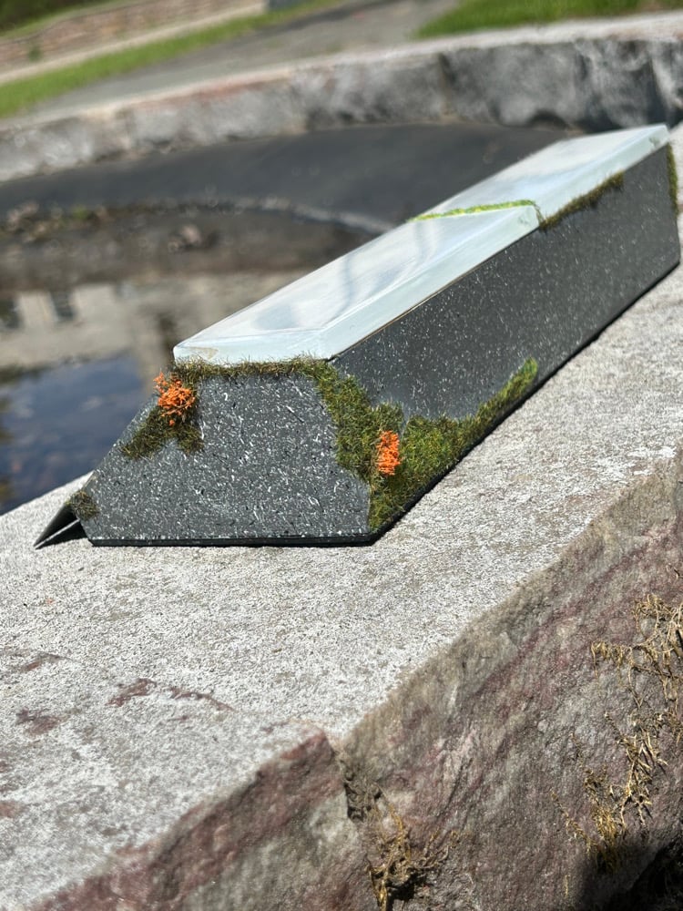 Image of Street ledge/Kicker