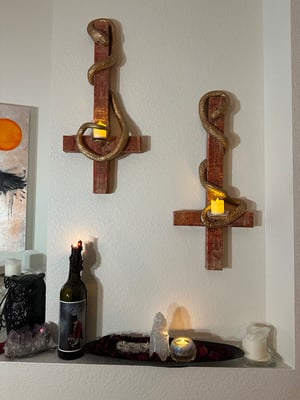 The Serpent Lights the Way: I 