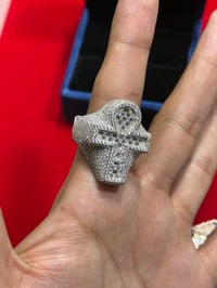 Structured Cross Ring