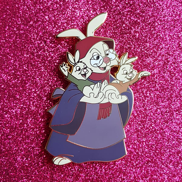 Image of fantasy pin's robin des bois - marabbit