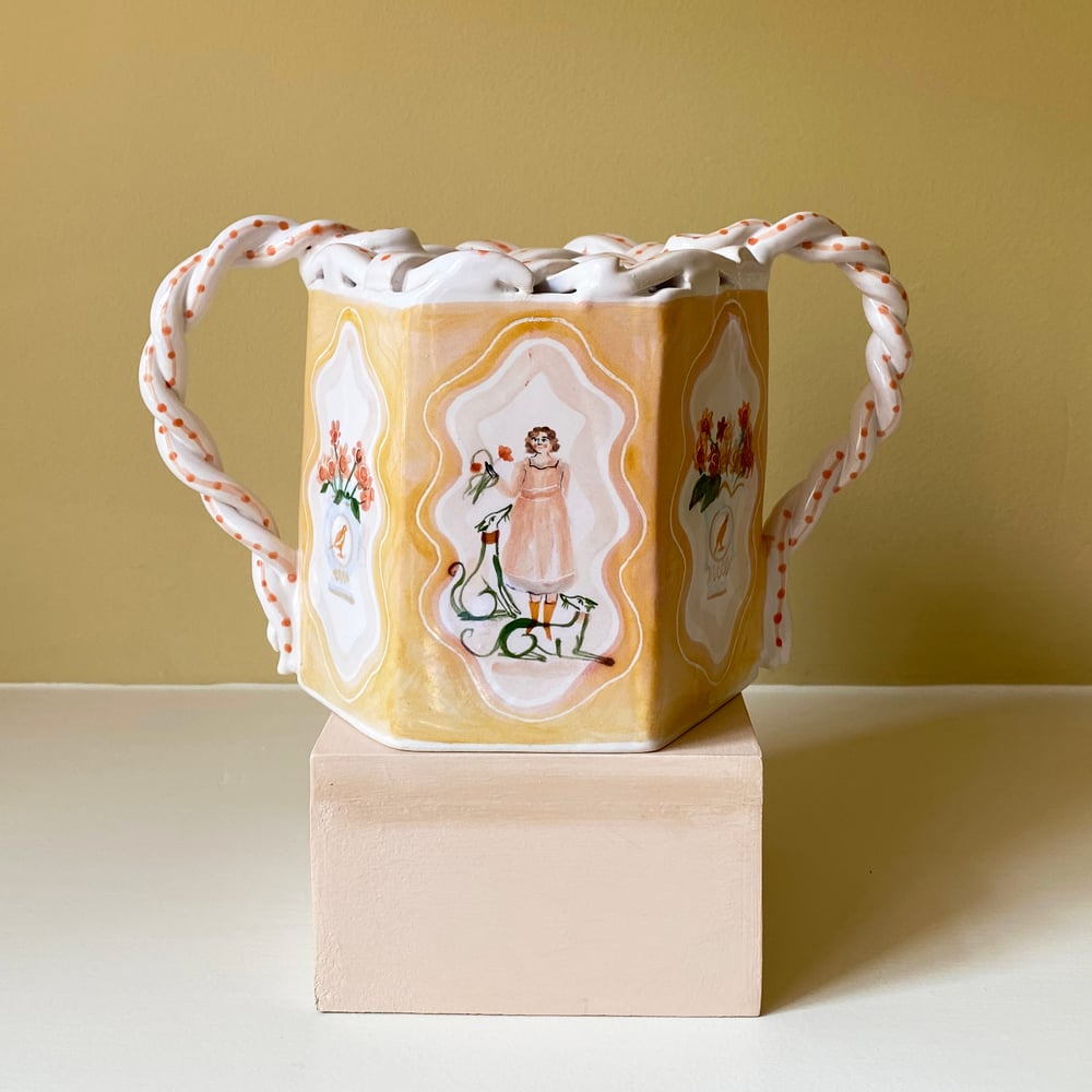 Image of Arranging Flowers - Tulipiere Romantic Vase