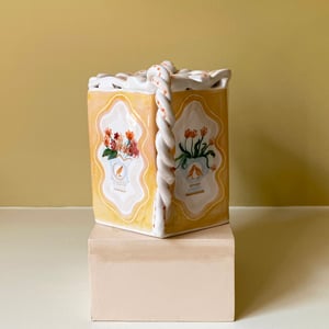 Image of Arranging Flowers - Tulipiere Romantic Vase