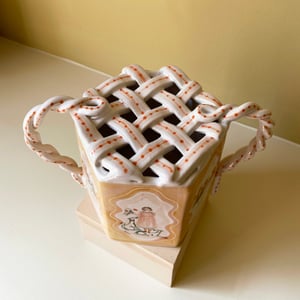 Image of Arranging Flowers - Tulipiere Romantic Vase