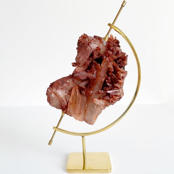 Image of Hematite Quartz no.05 + Brass Arc Stand
