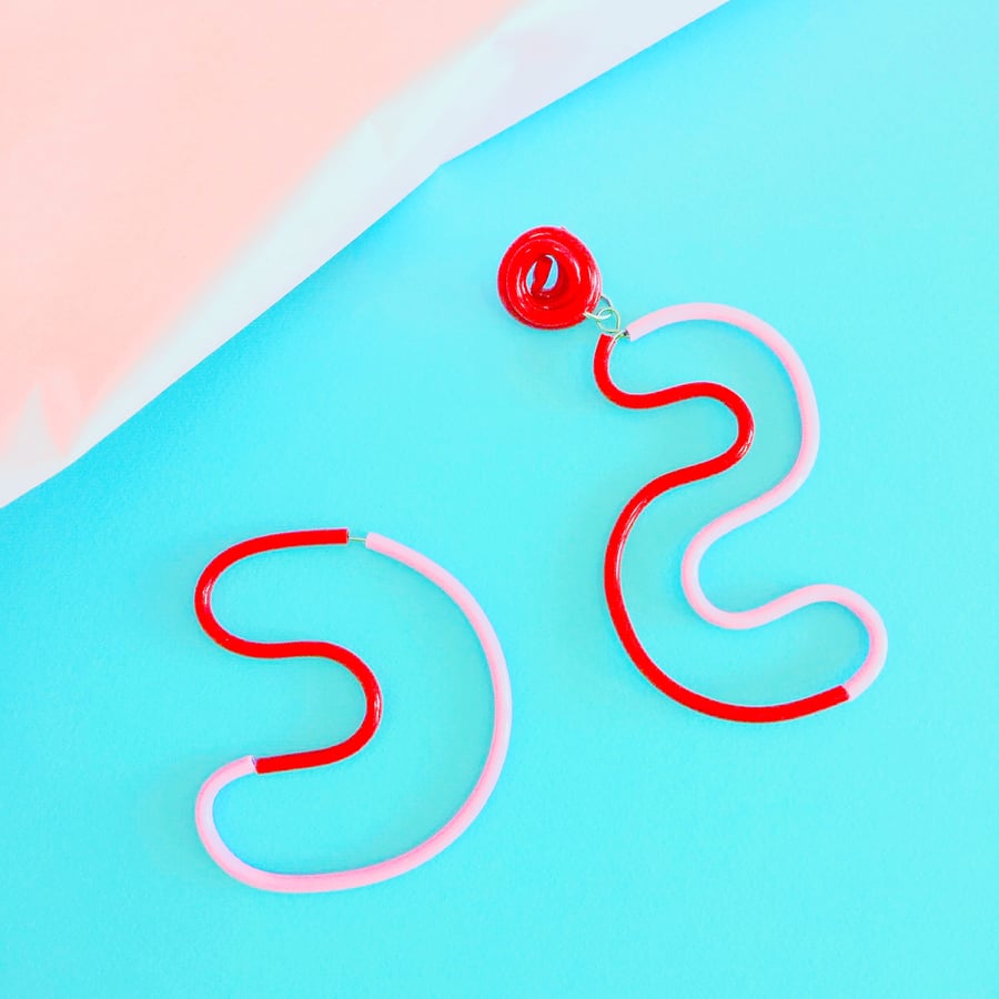 Image of Pink and red super squiggles