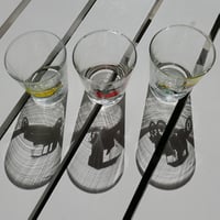 Image 2 of Set of 3 Vintage Glasses with Car Motifs