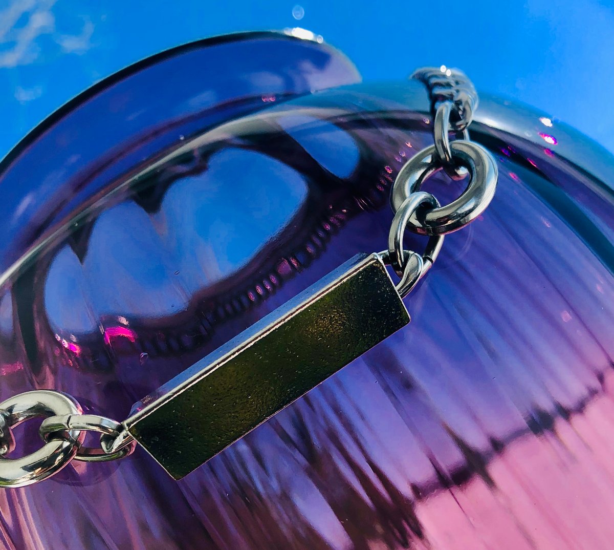 Image of Alice (in chains)