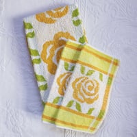Image 2 of Vintage Towel & Washclothes - Flowers