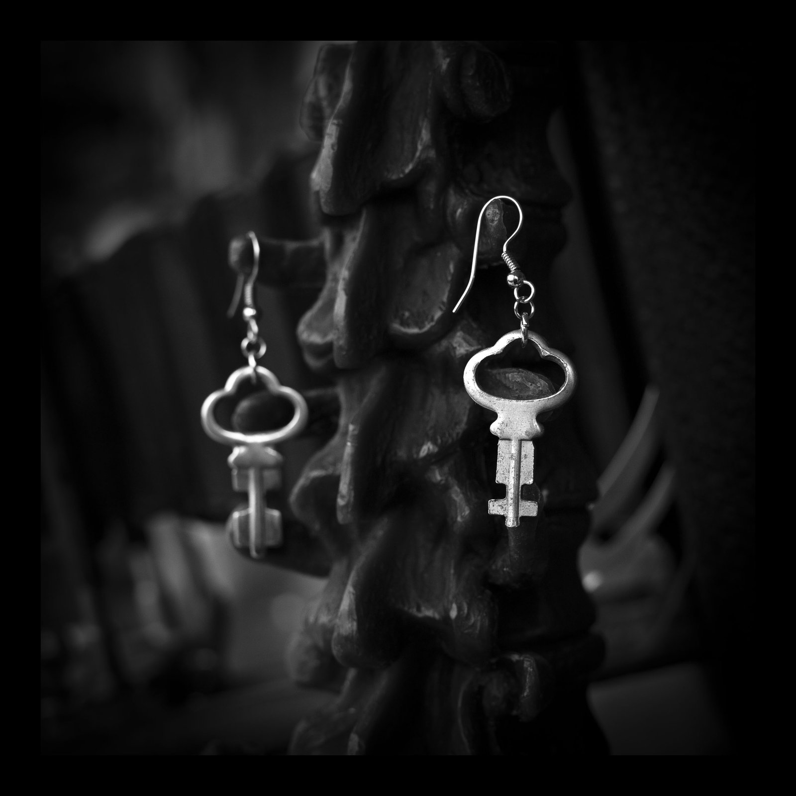 Gold Mouse Key Earrings – Truly Outrageous Jewels