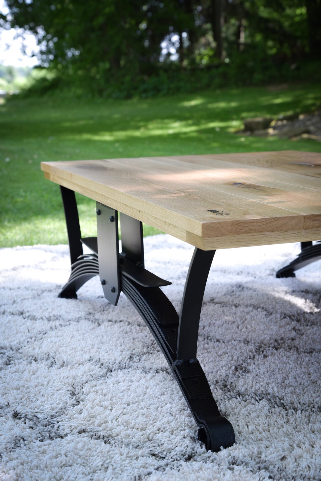 leaf spring table