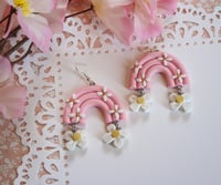 Image 2 of Pink daisy rainbows 